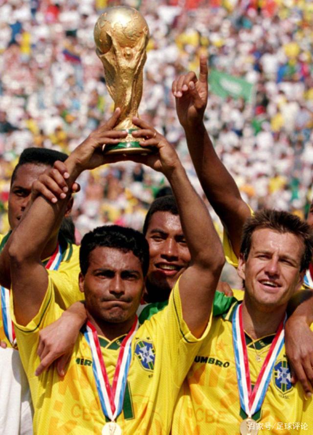 赫拉德-马丁：巴萨完全无需改变踢法，最重要的是做好压迫