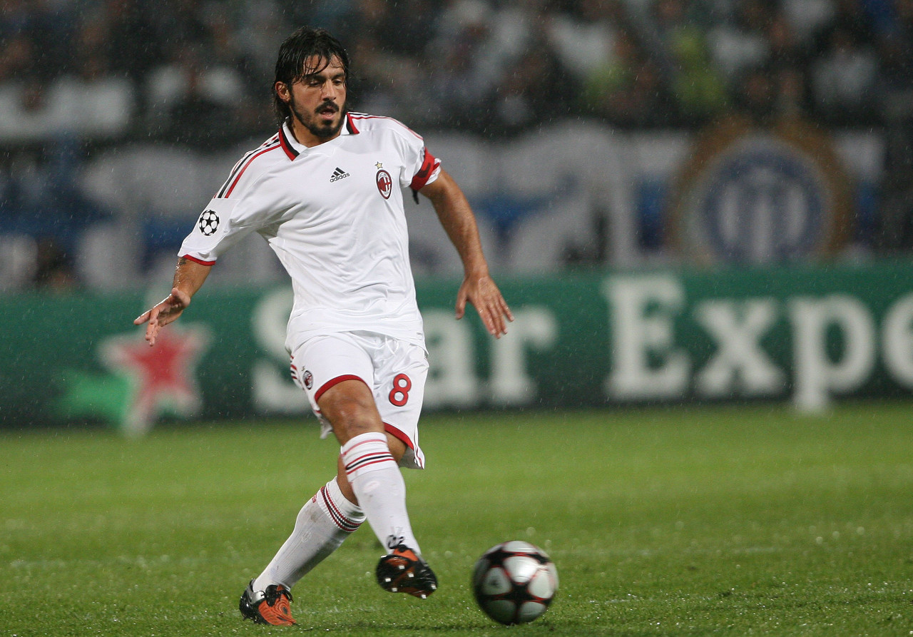 “帅白龙”罗超连克四强，豪取全国自由搏击锦标赛冠军！