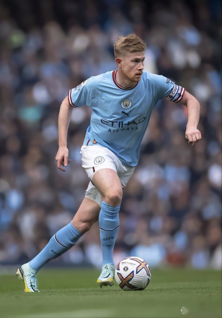 王钰栋承受多重压力，U21、中超、全运会三线作战疲惫不堪（U21、中超、全运会三线鏖战，王钰栋压力倍增疲态尽显）